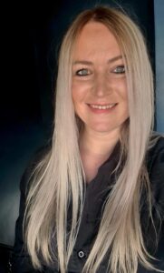 Gabriela Bucur Gabriela Bucur